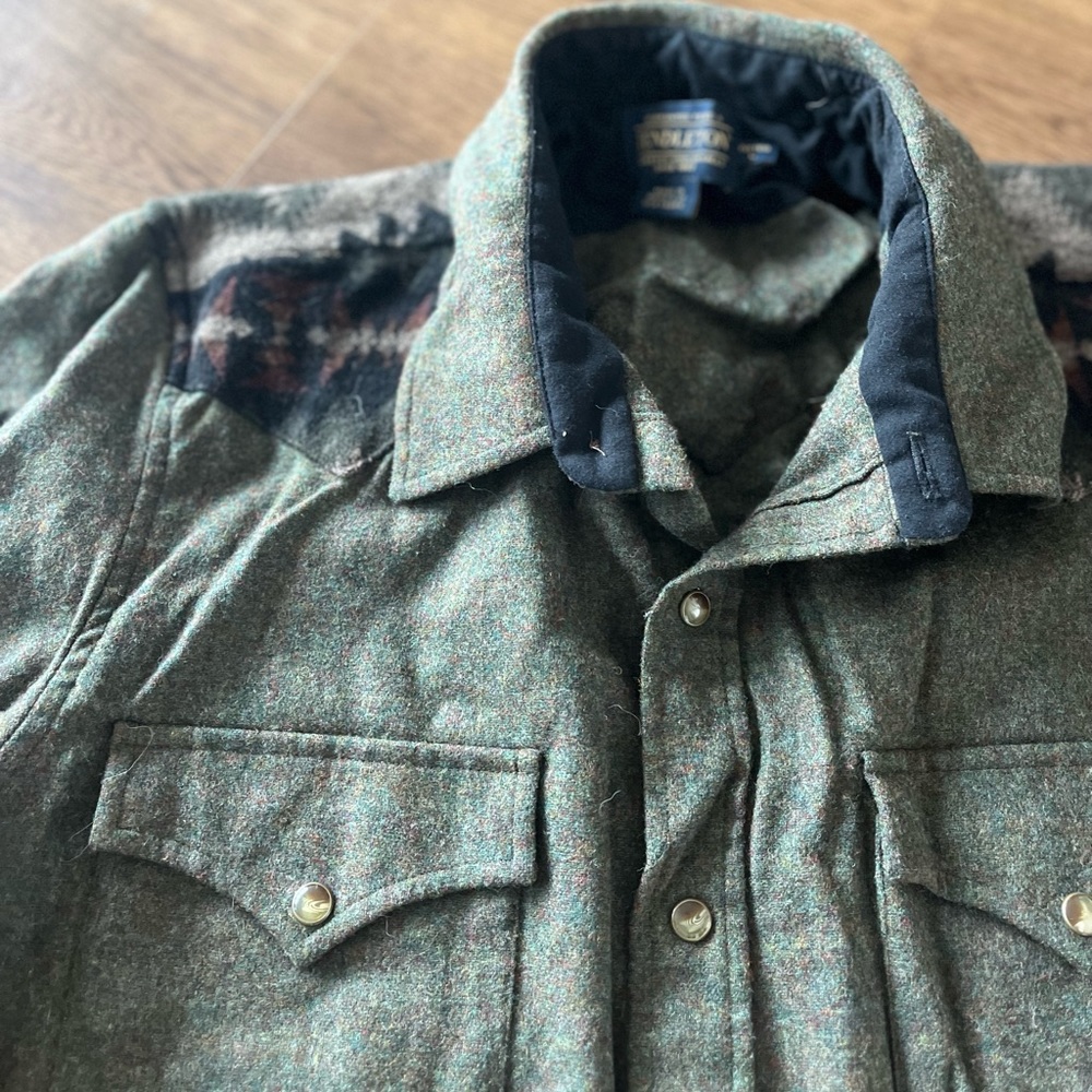 Pendleton Wool Button Up - image 7
